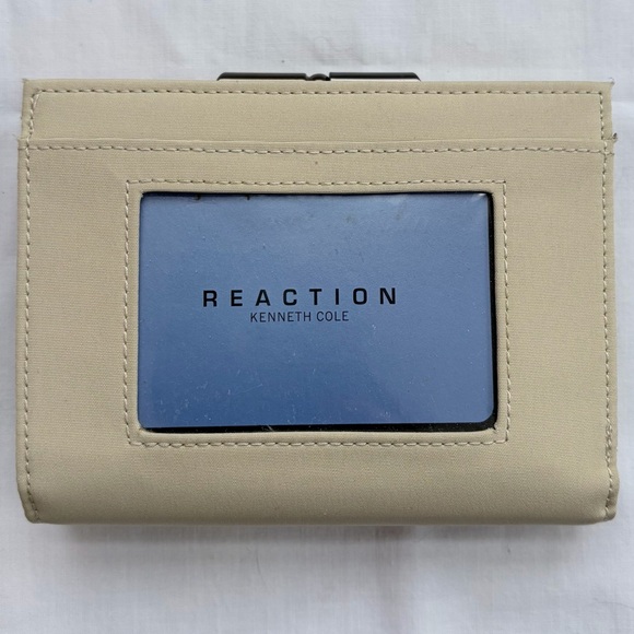 Kenneth Cole Reaction Beige Wallet - Picture 2 of 5